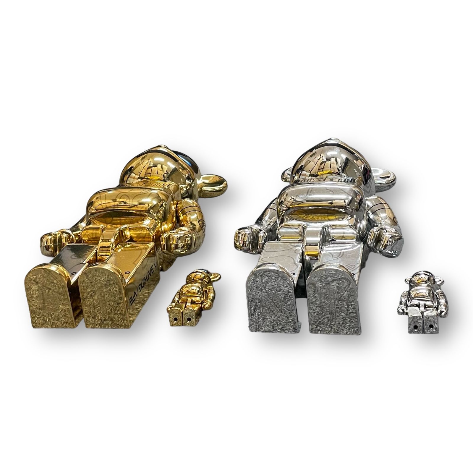 A BATHING APE HAJIME SORAYAMA BABY MILO BE@RBRICK 100% & 400