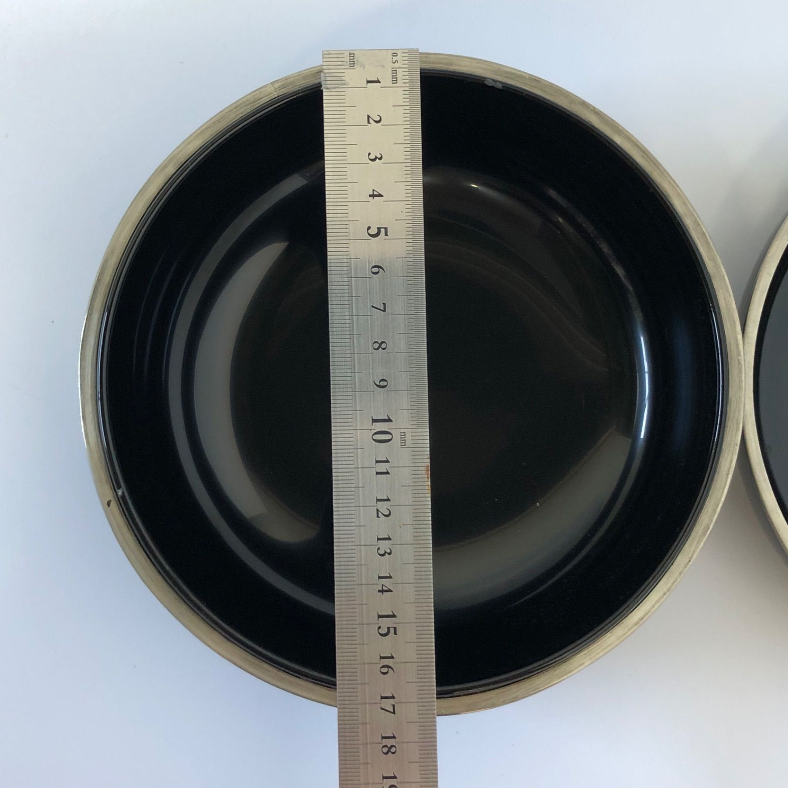 漆芸 漆器 菓子入 小物入れ 黒 菓子器 黒塗沈金 黒塗 お菓子入れ