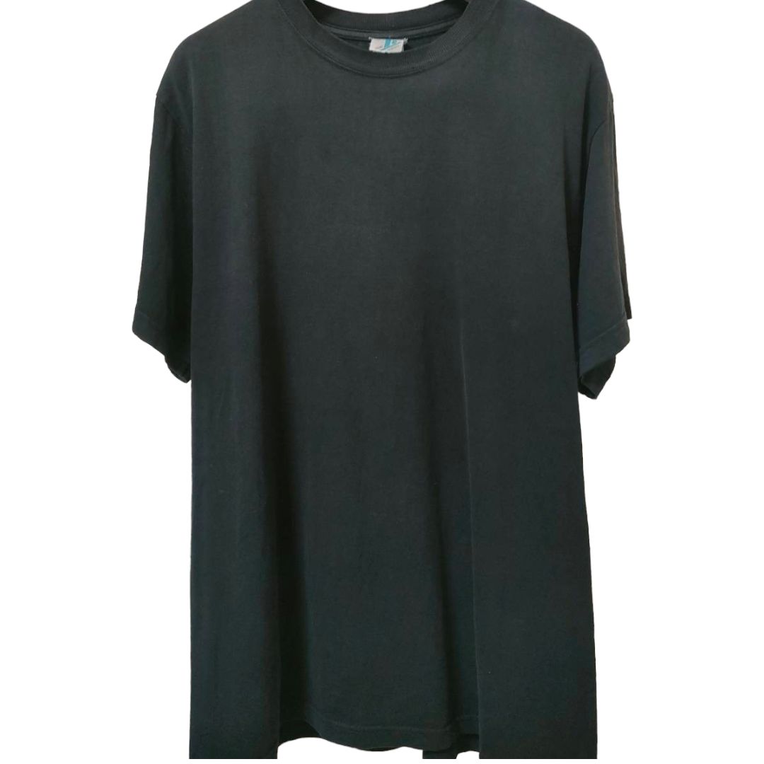 アップサイクル バンドTシャツ アート加工一点物（ブリーチ）