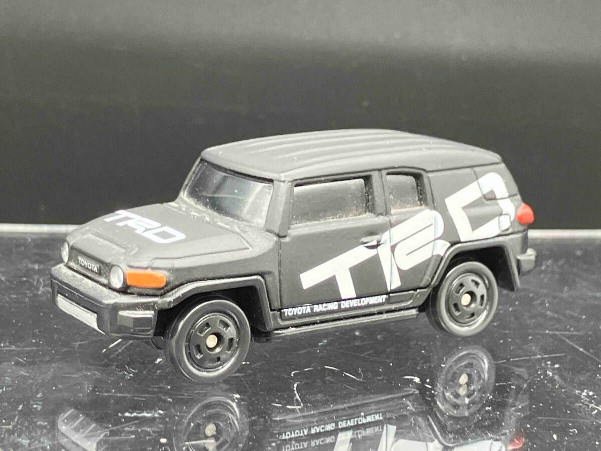イオン チューニングカーシリーズ 第10弾トヨタ FJクルーザー　（TRD仕様） ミニカーショップグローバル - トミカ イオンチューニングカー