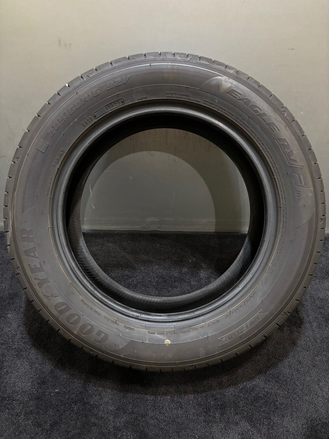GOODYEAR EAGLE RVF 205/60R16 16インチ 夏タイヤ 4本 23年製 バリ溝 ステップワゴン ヴォクシー ノア ジューク プレマシー等　(MTI010) クレジットカード QRコード決済可能 205/60R16夏タイヤ特集！（エスティマ、ヴォクシー、ノア、ジューク