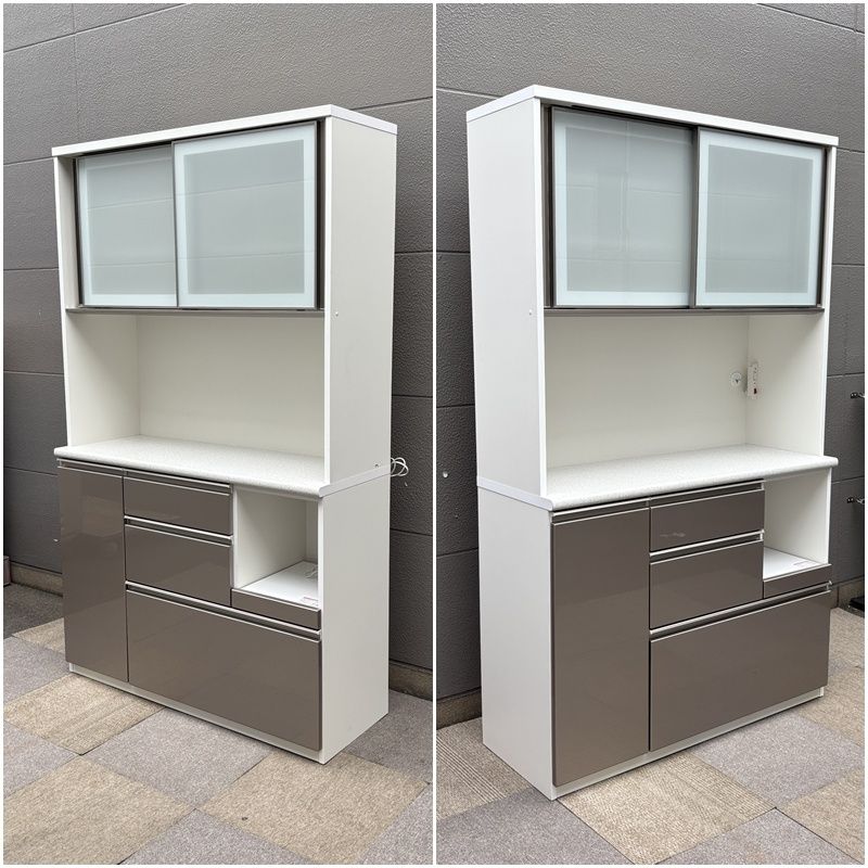 ニトリ ２枚扉レンジボード 売ります！ ニトリ 2枚扉レンジボードです！