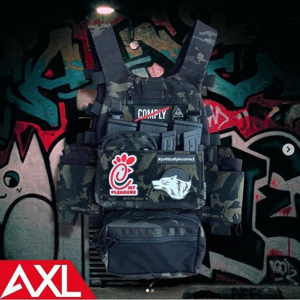 AXL Hi Top Half Zipper Insert