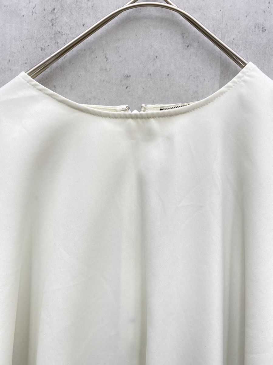 UNITED ARROWS USEFUL ギャザースリーブ ブラウス UNITED ARROWS（ユナイテッドアローズ）の「USEFUL ギャザー