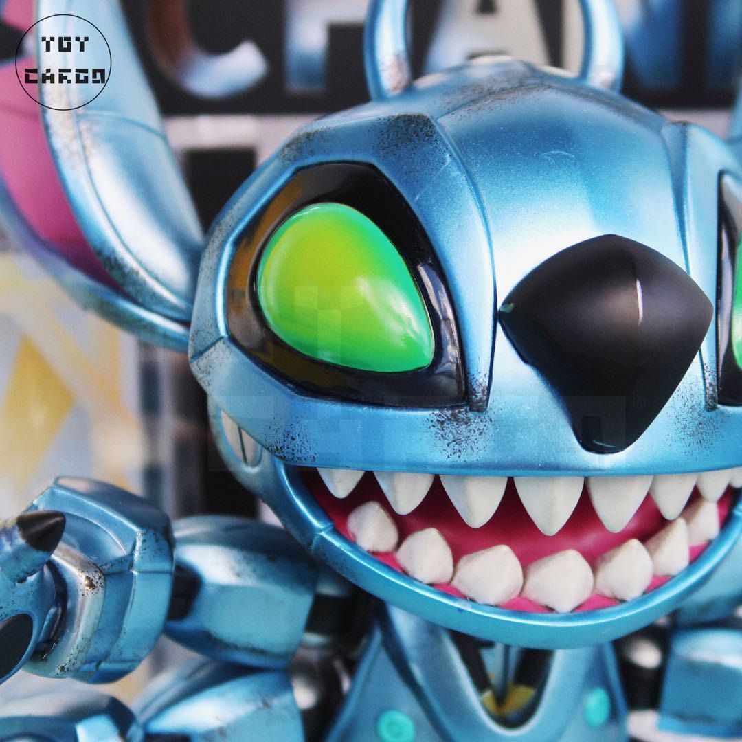 スティッチ ロボット】レア]スティッチ サンタ帽子 フィギュア