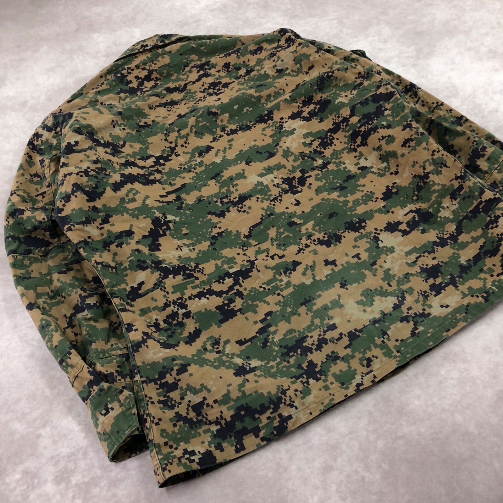 米軍実物 アメリカ軍 U.S.ARMY 2006年製 00s カモフラ 迷彩柄  刺繍 フィールドジャケット ミリタリージャケット