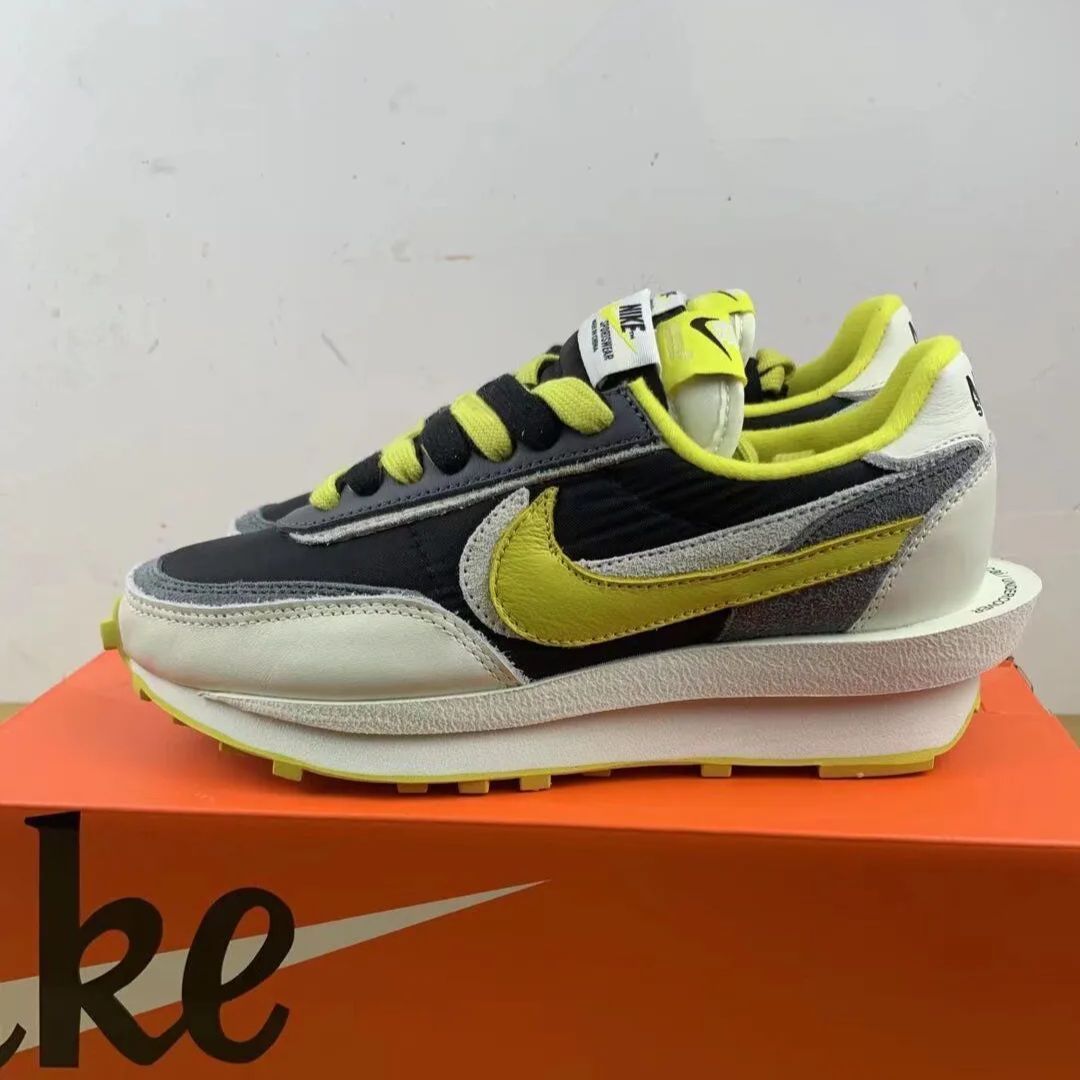 Sacai × Nike LDWaffle black and Bright citron サカイ ナイキ エルディーワッフル ブラック ブライトシトロン スニーカー