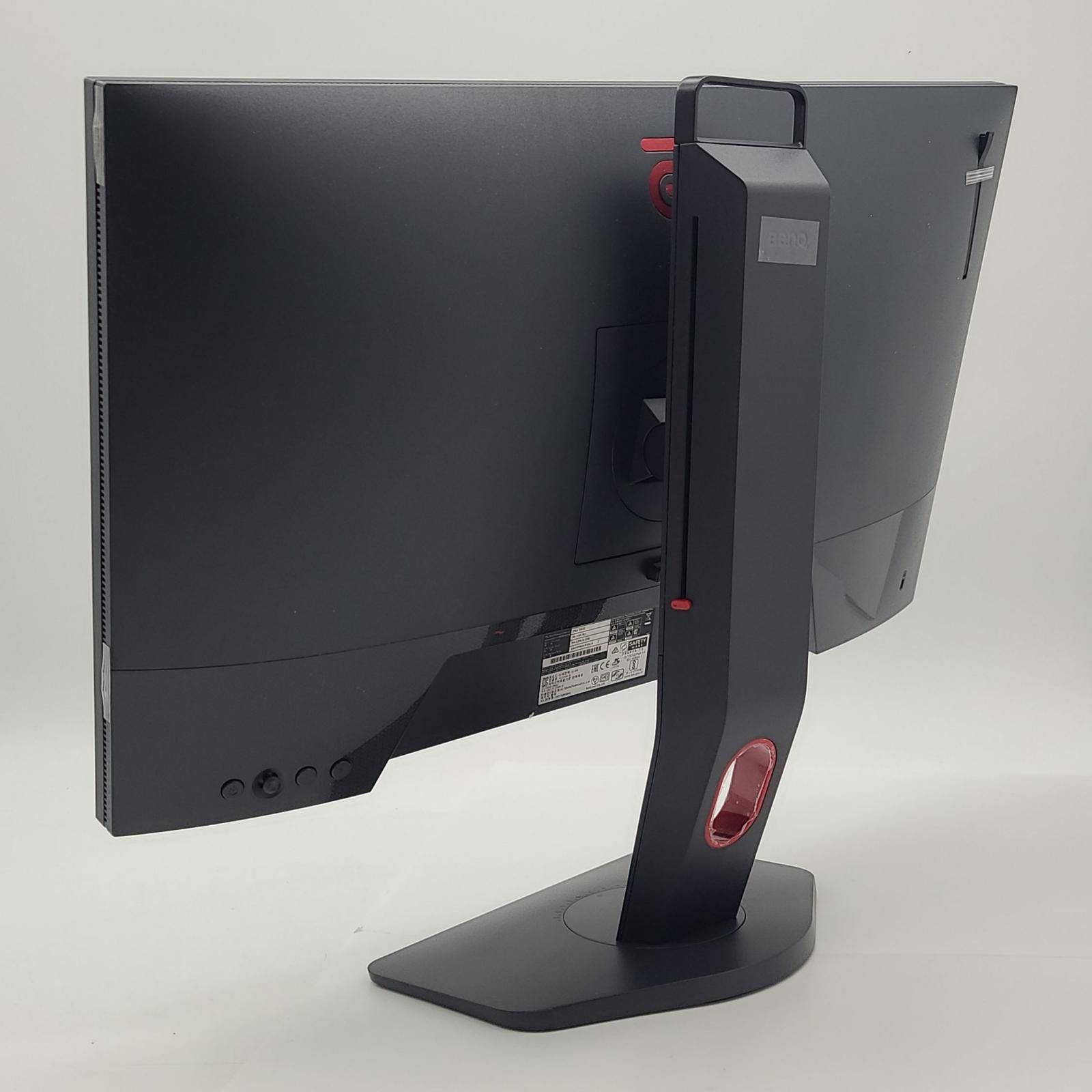 LG 31.5インチ 4Kモニター 32UN880 アーム付(月曜まで大幅値引き LG 31.5インチ 4Kモニター 32UN880 アーム付(月曜まで大幅値引き 公式