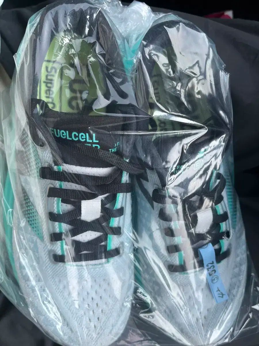 New Balance ニューバランス sc trainer v3 245 D