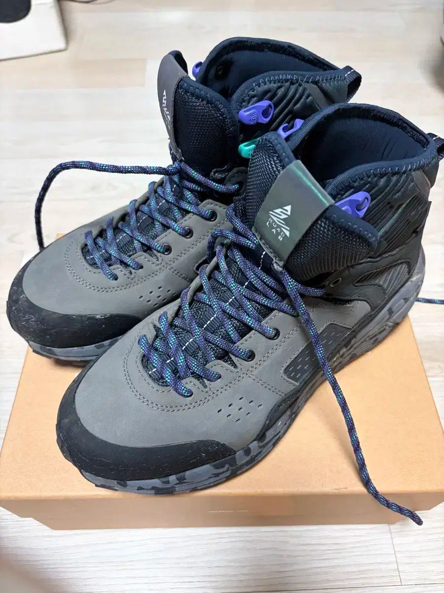 コーロンスポーツ トライポッド ミッド1