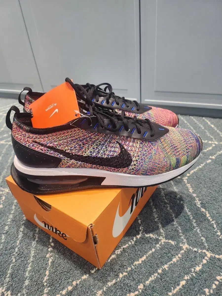ナイキ エアマックス フライニット レーサー マルチ 275mm