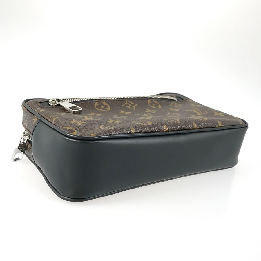 ルイヴィトン モノグラム マカサー ポシェット カサイ M42838 バッグ  