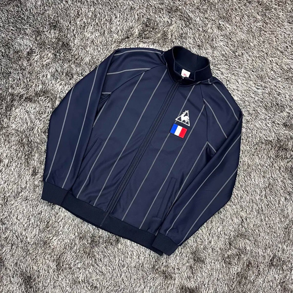 【雷市場（ポンジャン）商品韓国直送】 le coq sportif(ルコックスポルティフ) フランス トレーナー ジャージ （ M ）