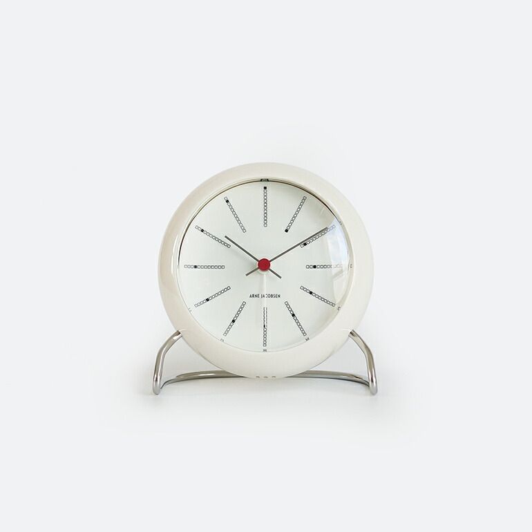 ARNE JACOBSEN アルネ ヤコブセン TABLE CLOCK Bankers 43675 アラームクロック 目覚まし時計 アナログ スヌーズ機能 LEDライト 静音 丸型 デンマーク 北欧 贈り物 プレゼント ギフト