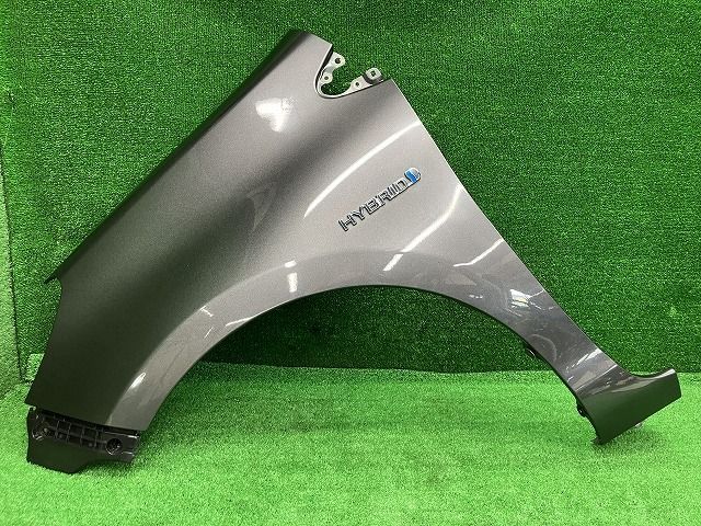 アクア NHP10 左フロントフェンダー G 53812-52410 1G3