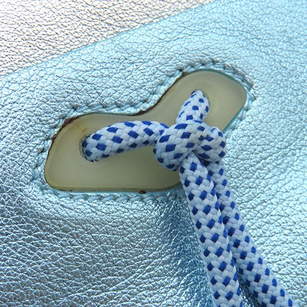 ミュウミュウ MIU