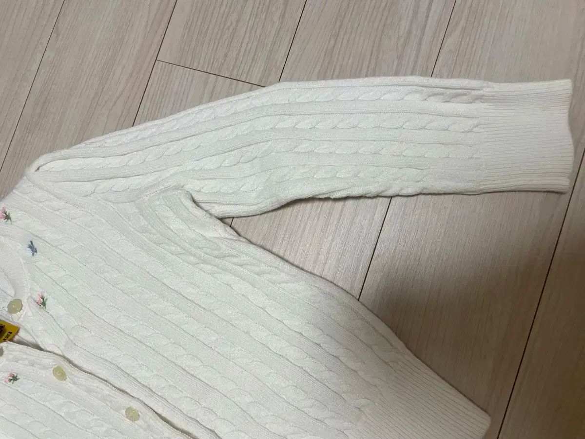 ケーブル カーディガン