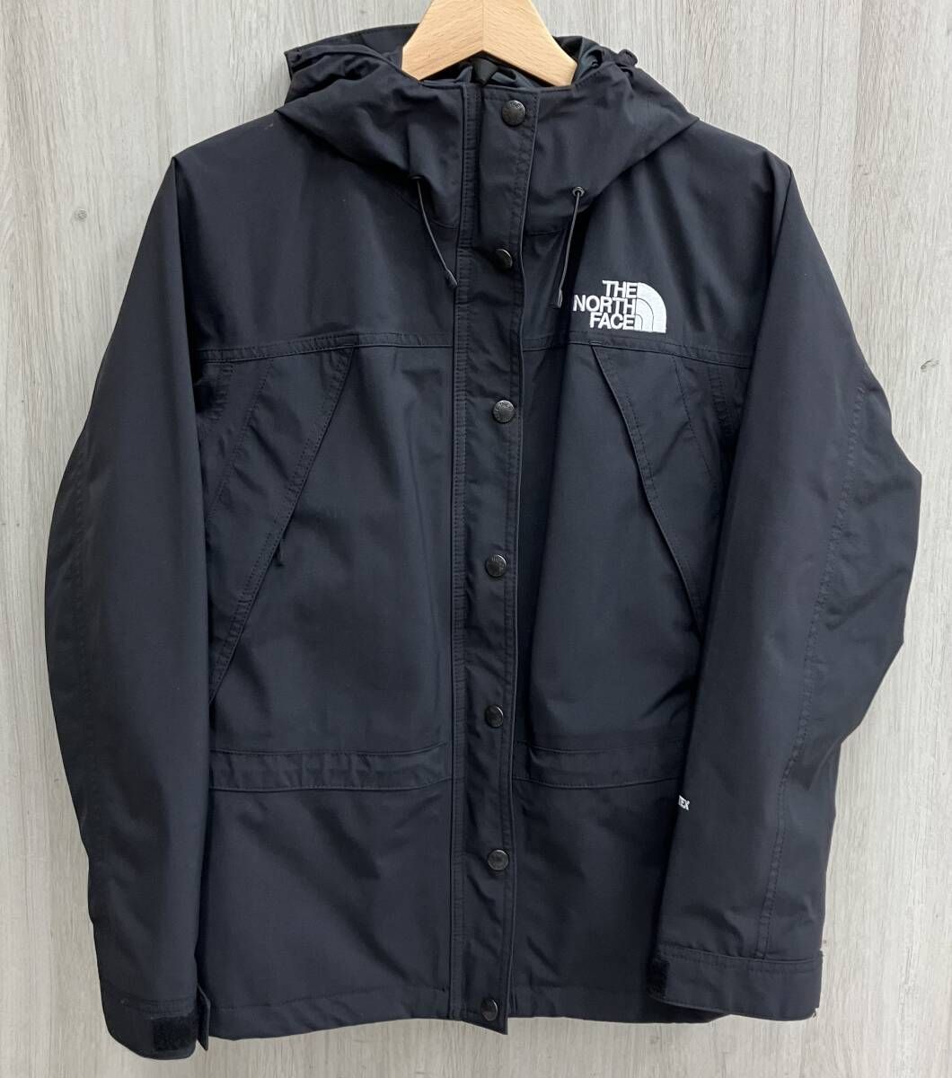THE NORTH FACE ノースフェイス Mountain Light Jacket マウンテンパーカー NPW62236 黒 ブラック レディース Mサイズ