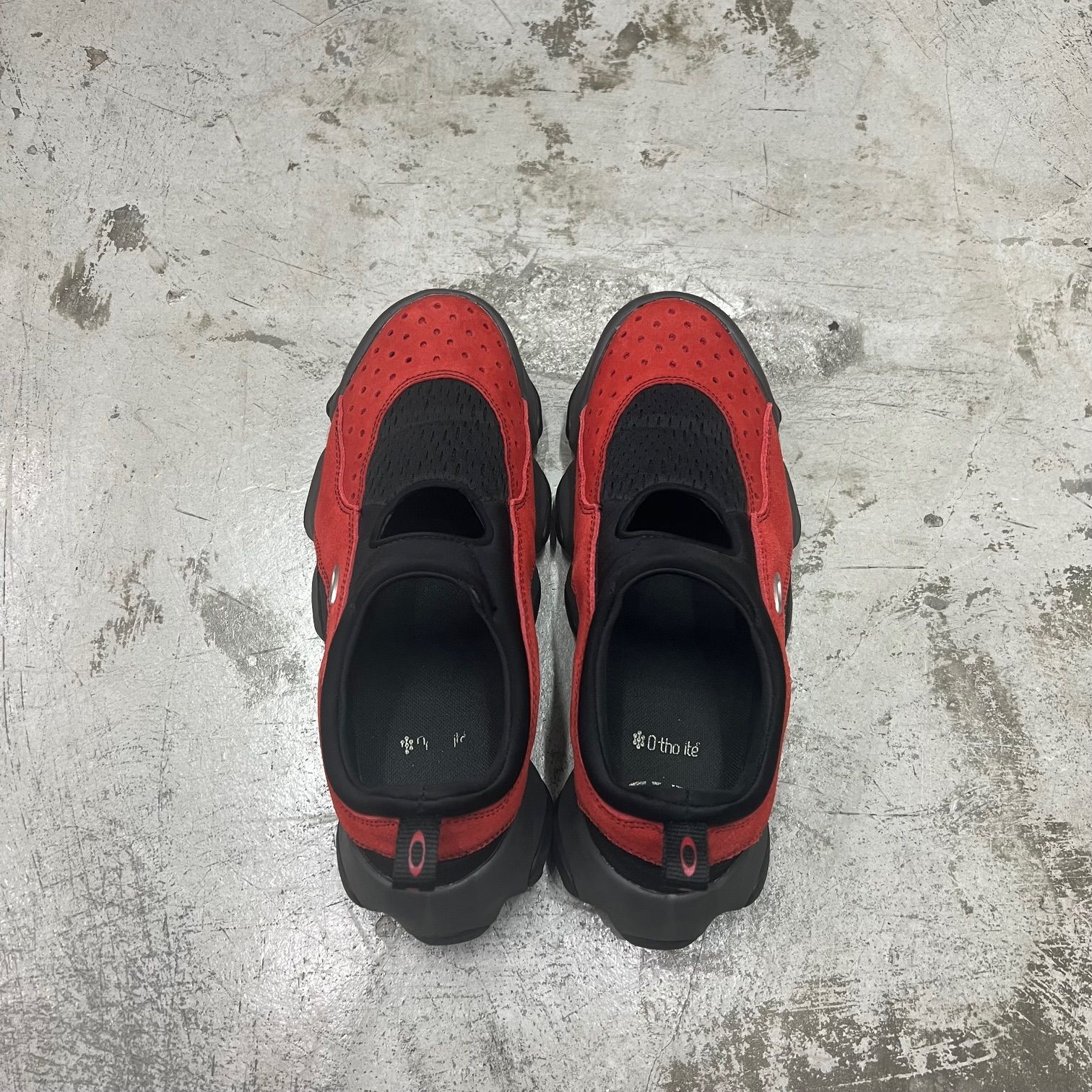 OAKLEY FACTORY TEAM BRAIN DEAD SUEDE FLESH SANDAL T02003861D124 