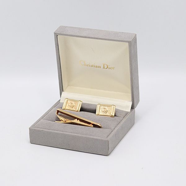 美品❗️Christian Dior ゴールドカフス　正規保管箱付き クリスチャンディオール◇カフリンクス◇Dior◇ゴールド◇ ロゴ