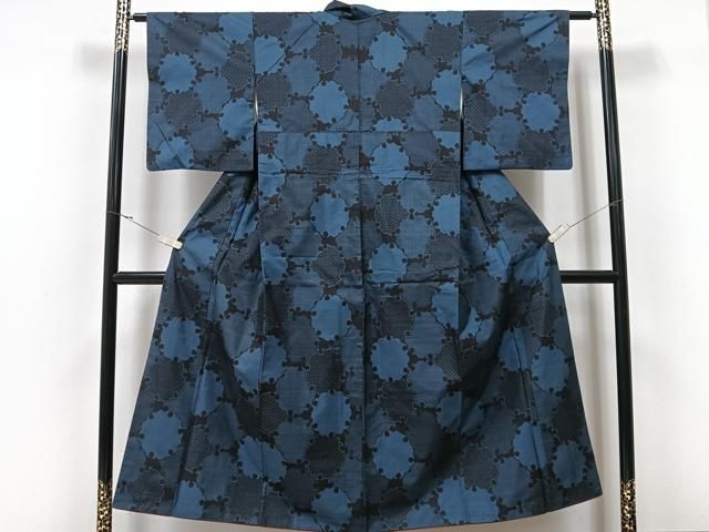 平和屋着物○本場大島紬 9マルキ 短冊鳳凰花唐草文 正絹 逸品 CAAS7405yc