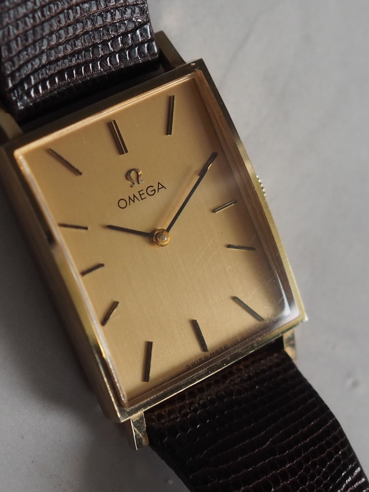 OMEGA WATCH 14 K GOLD オメガ レクタンギュラー ゴールド ウォッチ ヴィンテージ