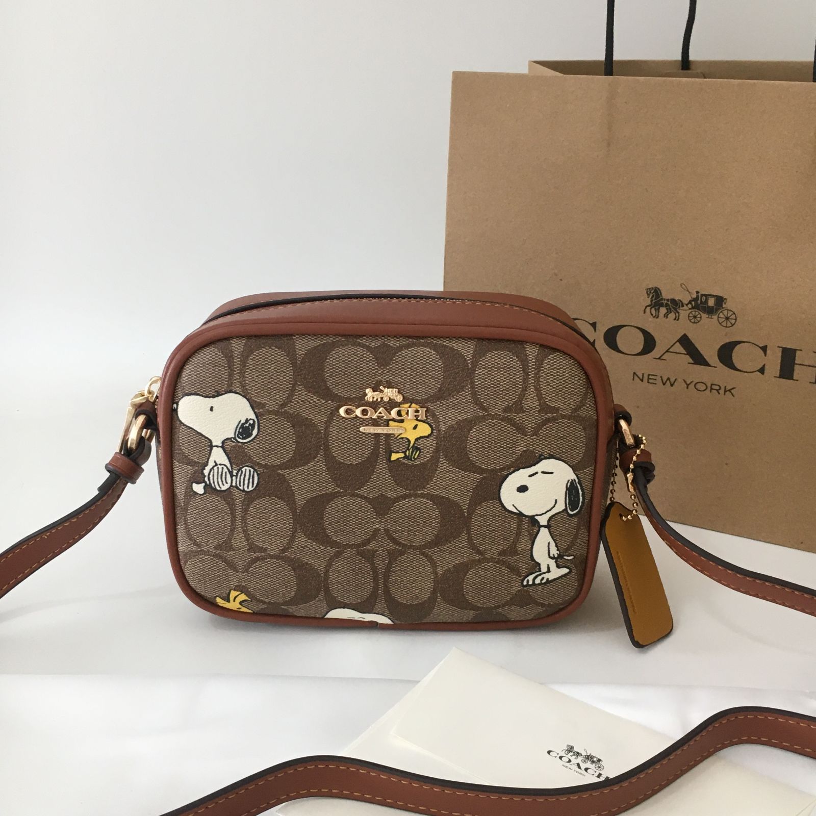 新品 コーチcoach×Peanuts 限定コラボキャンバスバッグ