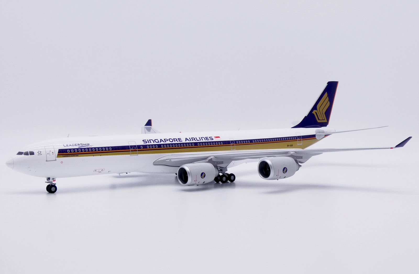 Jcwings シンガポール航空 A340-500 9V-SGB 1/200 XX20673 - メルカリ