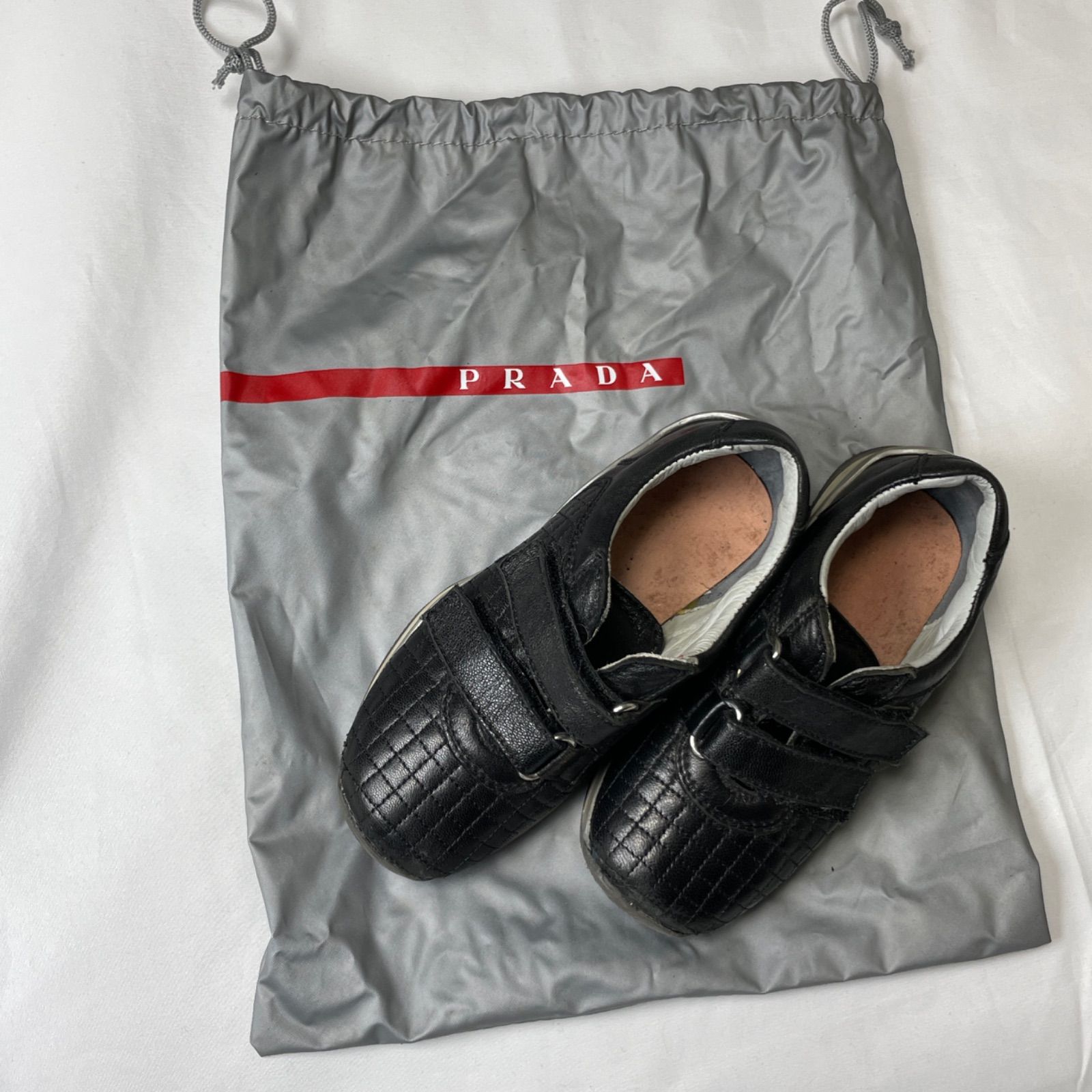 211185】PRADA プラダ オールレザー キルティング マジックテープ 16.0 