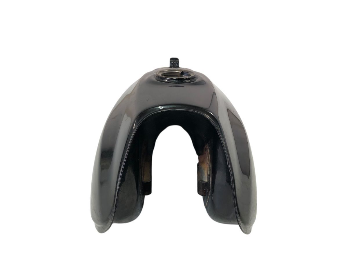 燃料タンク 目立った凹み無さそう