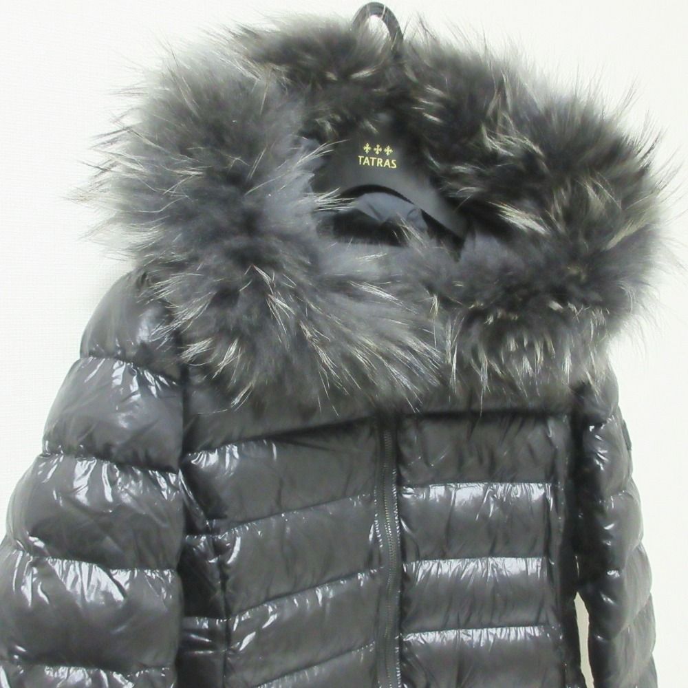美品 TATRAS タトラス ISERA イセラ 3WAY ラクーンファー リバーシブル
