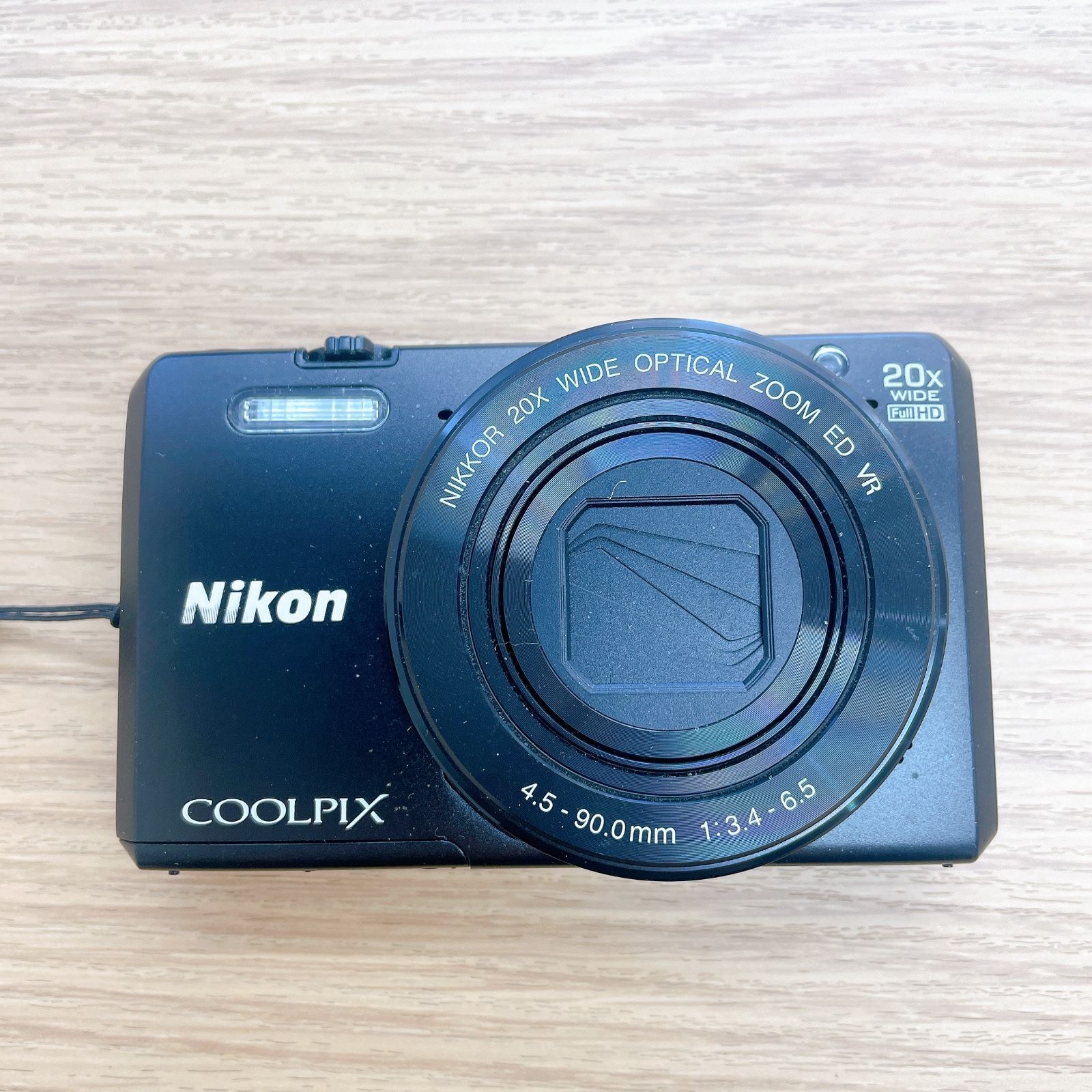 Nikon coolpix s7000