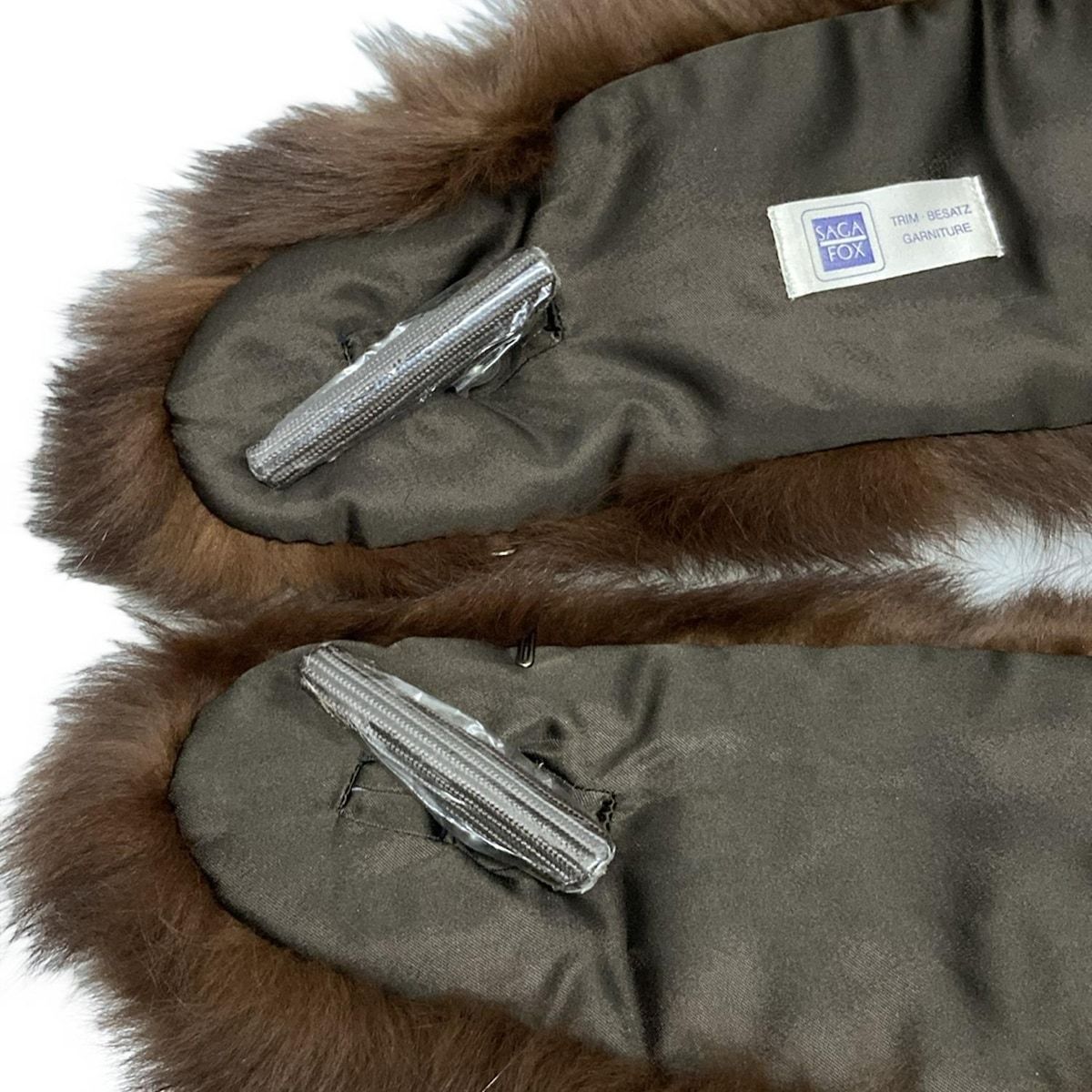 ダークブラウン ティペット