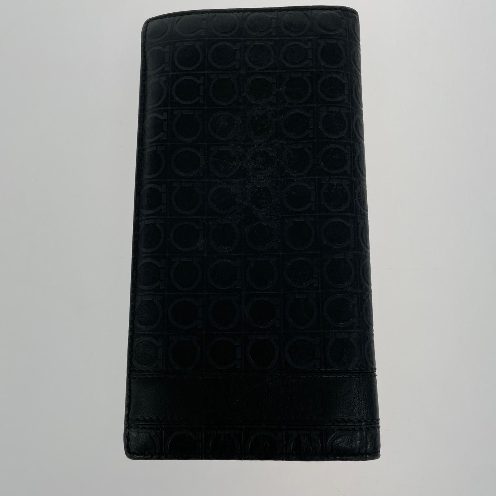 フェラガモ Ferragamo 長財布 ブラック レザー ガンチーニ 黒 財布