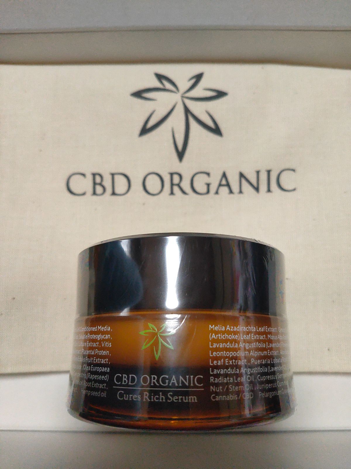 CBD ORGANIC キュアスリッチセラム - メルカリ