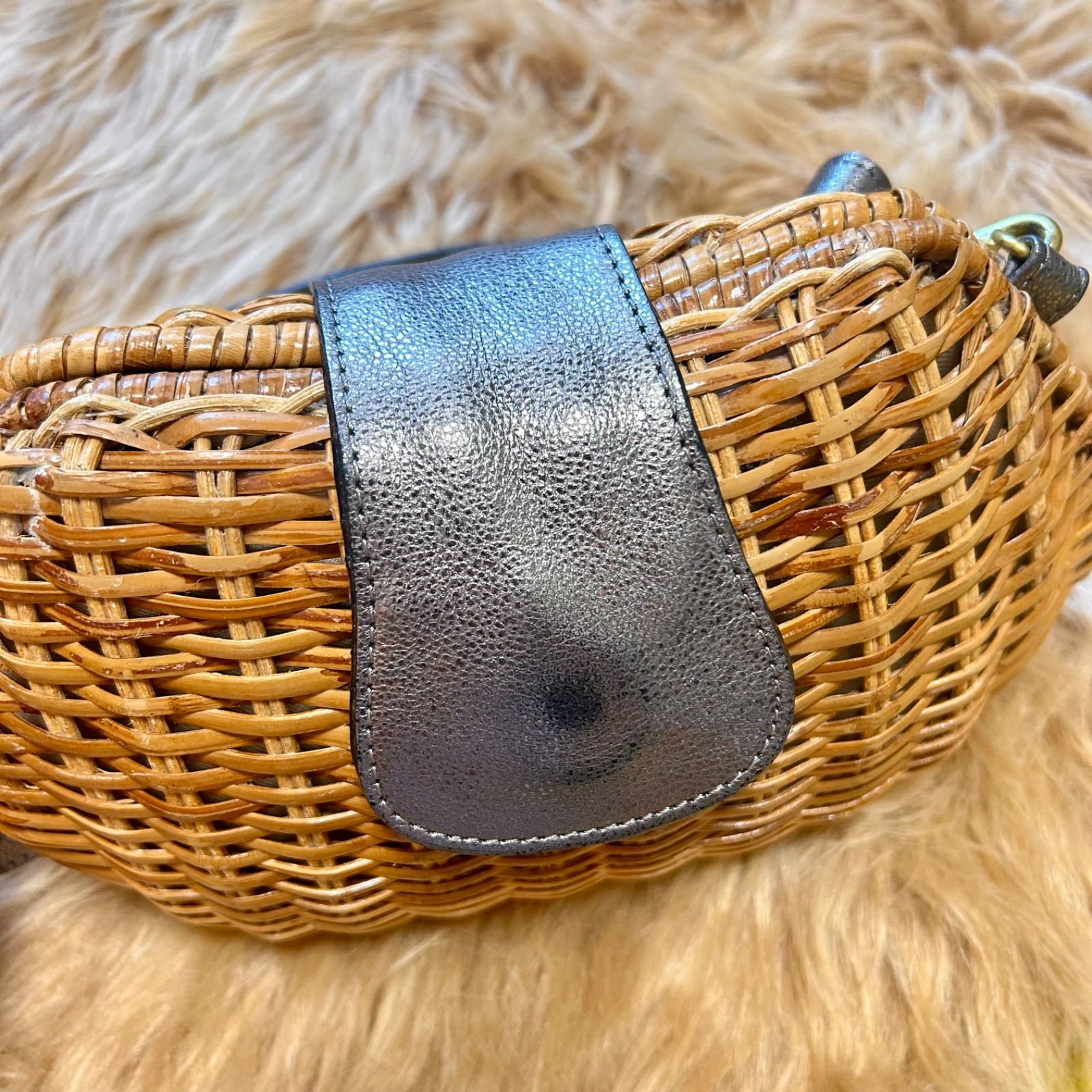 VIOLA d'ORO ラタンバッグ VIOLAd'ORO ラタンバスケット型2WAYトート（ハンドバッグ