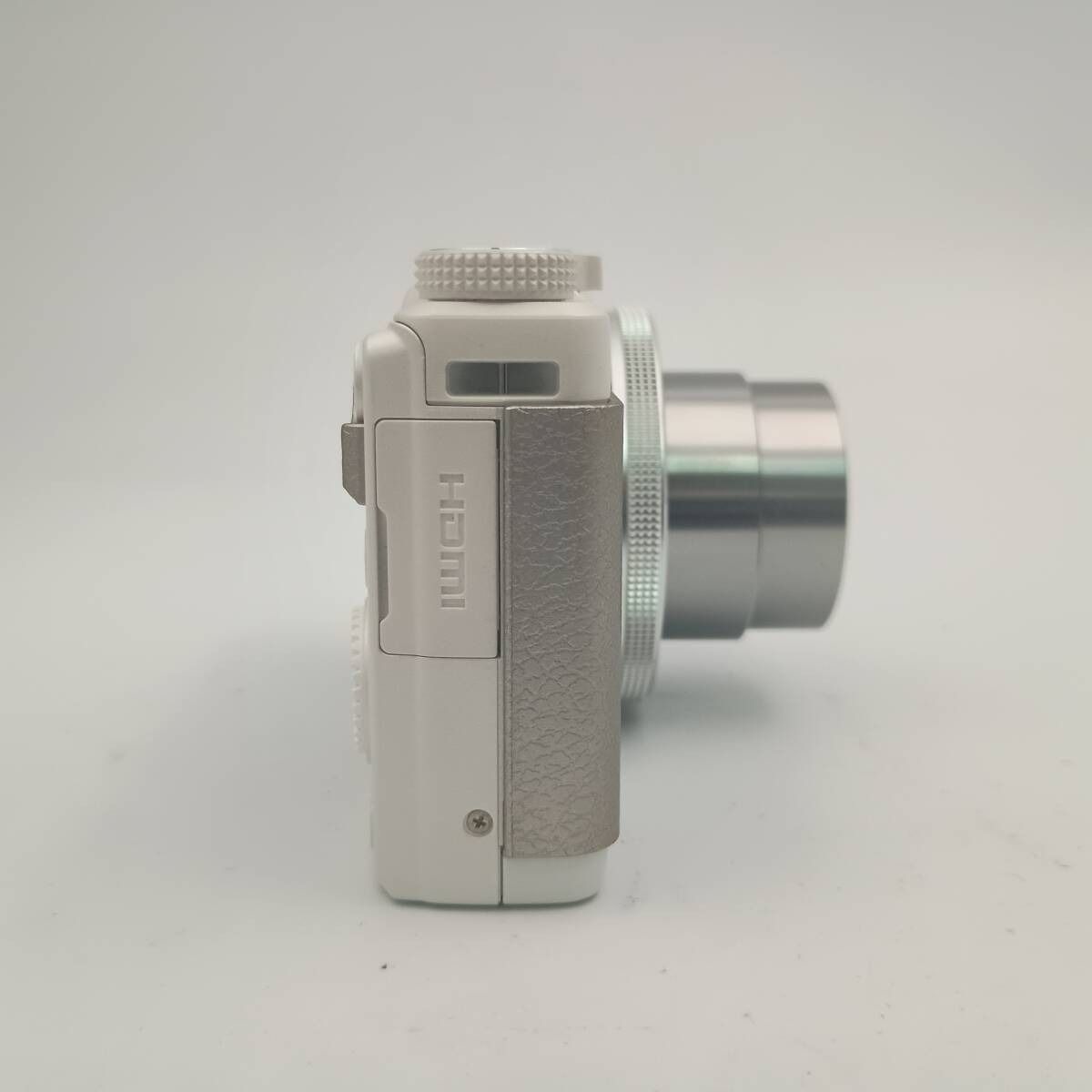 動作確認済み】Olympus STYLUS XZ-10 ホワイト 【公式通販】