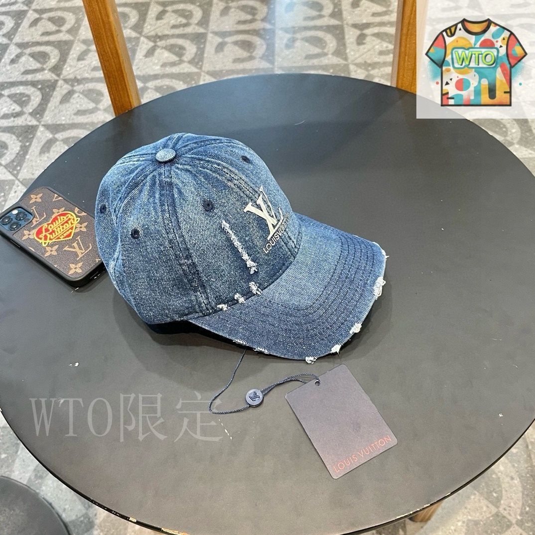 グレー LVロゴ刺繍 ベースボールキャップ Louis Vuitton / LV（ルイ・ヴィトン）刺繍 ベースボール
