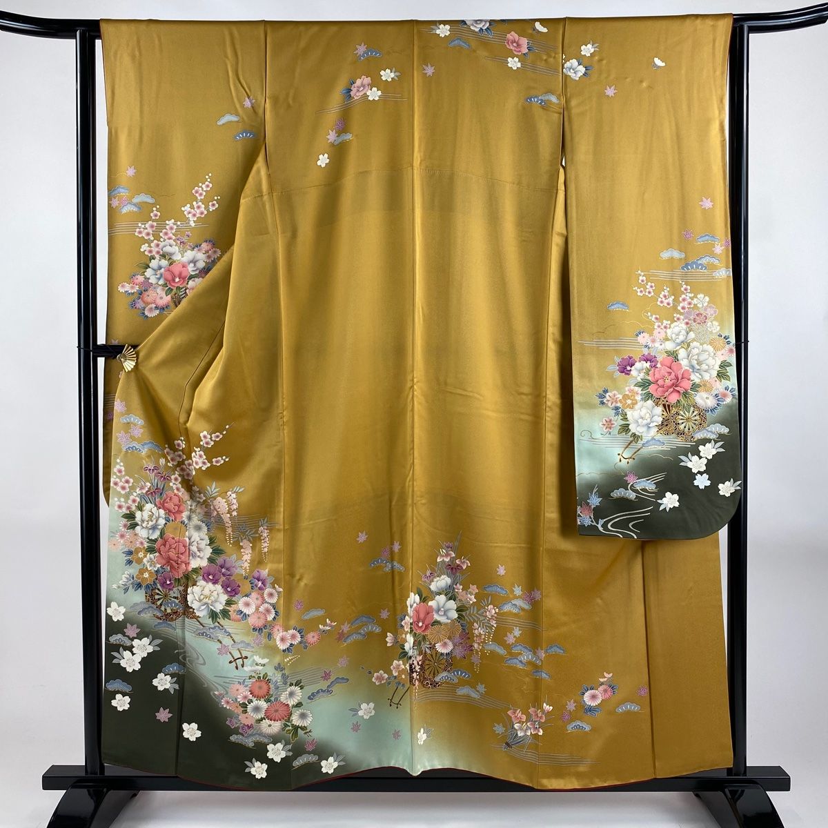 振袖フルセット(7点)・鹿の子絞り・菊・牡丹・金駒刺繍・染め分け