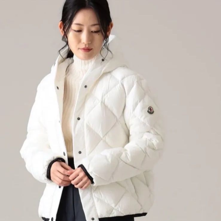 MONCLER モンクレール☆ARVOUIN☆ホワイト☆サイズ0☆美品 - メルカリ