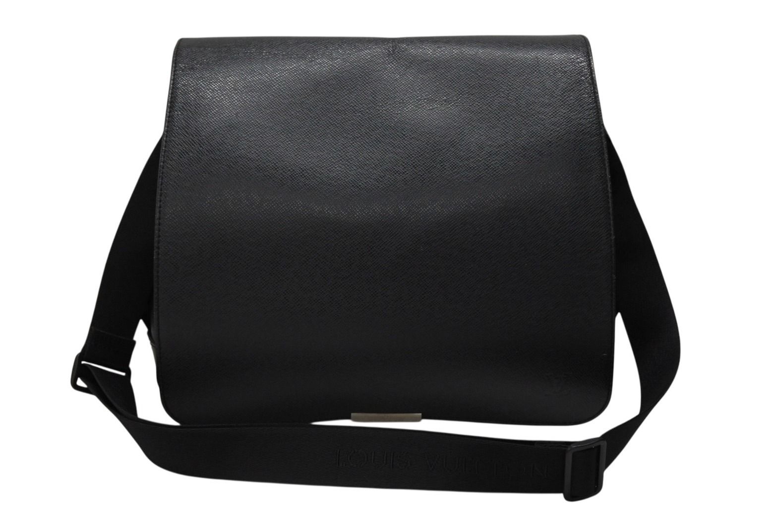 LOUIS VUITTON ルイヴィトン タイガ ヴィクトール ショルダーバッグ M30142 レザー ブラック シルバー金具 4b006548