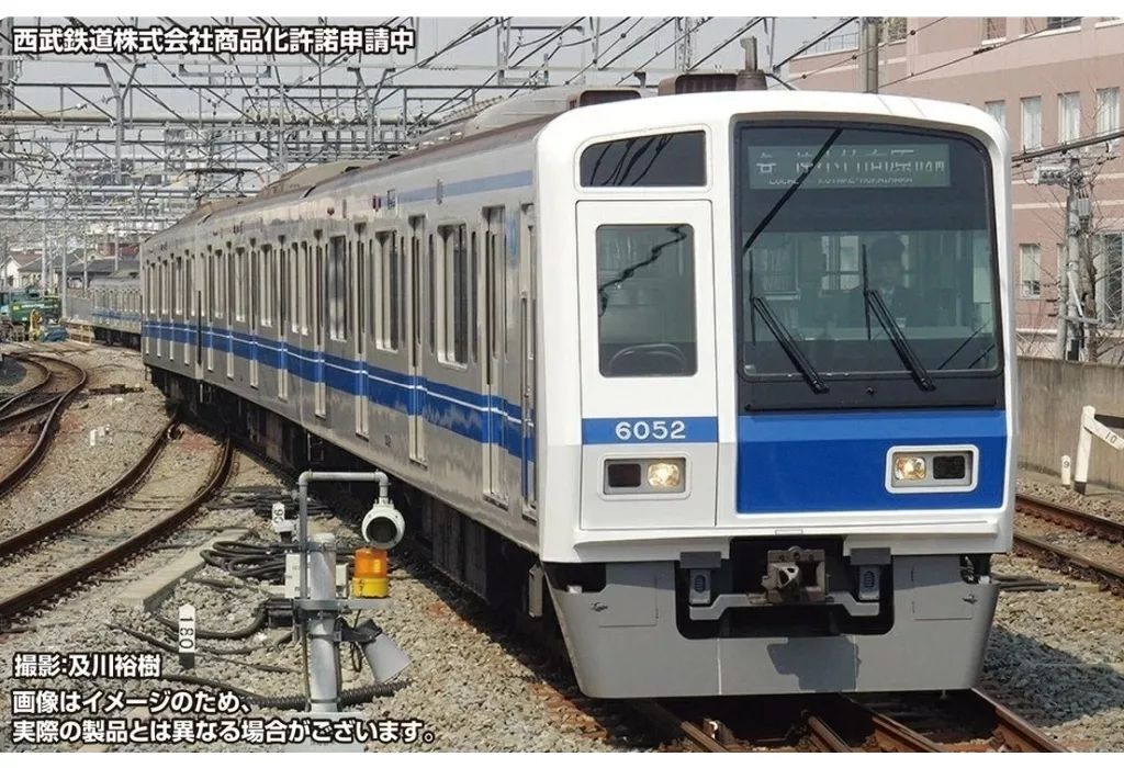 鉄道模型　1/150 西武6000系アルミ車(6151編成・戸袋窓閉鎖後)基本4両編成セット(動力付き) [31873] 西武 6000系 アルミ車 (6151編成・戸袋窓閉鎖後) 基本4両編成