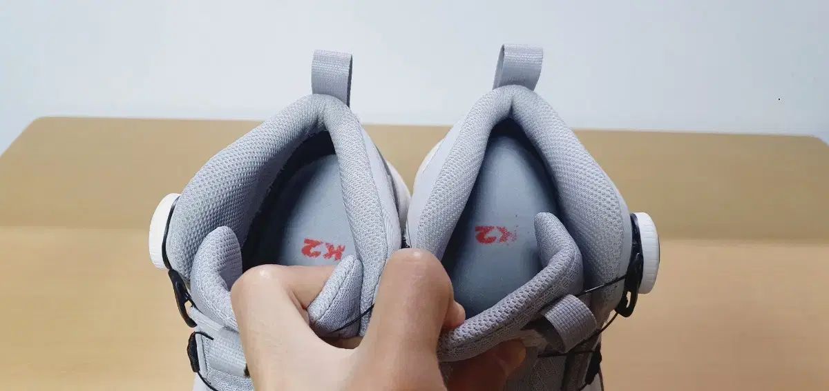 トレッキングシューズ