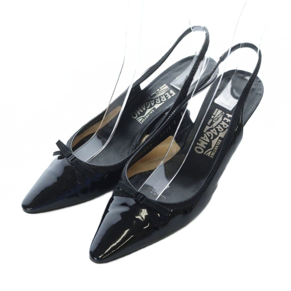 サルヴァトーレフェラガモ Salvatore Ferragamo パンプス ポイン