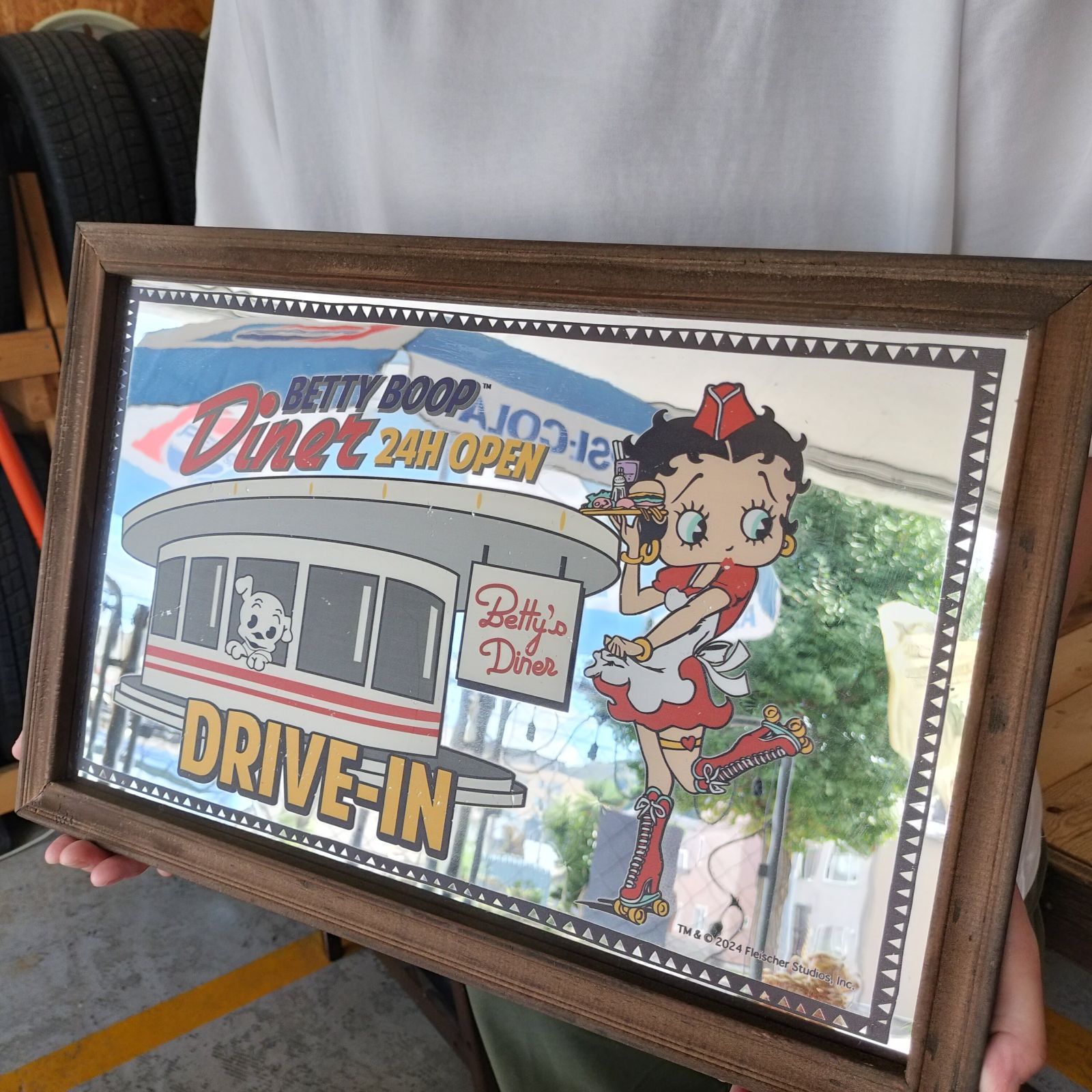 ビッグサイズ　アメキャラ　ウッドミラー/ベティブープ　ダイナー/アメリカン雑貨　インテリア　鏡　看板