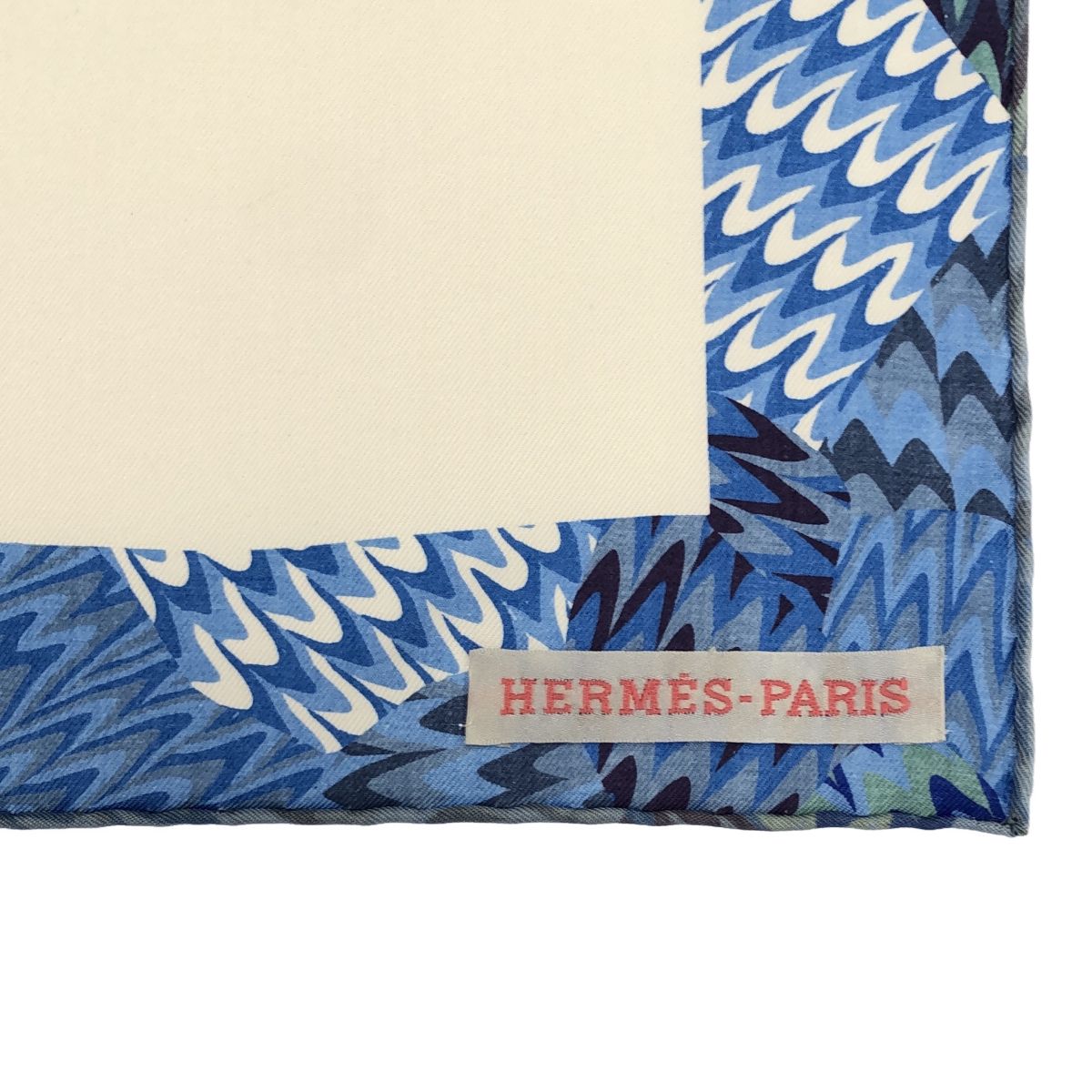 H14619 未使用 希少!! HERMES エルメス スカーフ カレ90 Robe Du