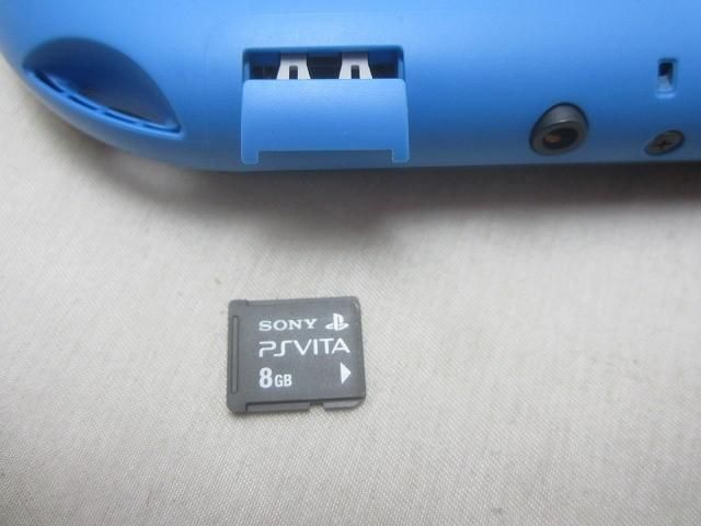 中古品 ゲーム PS Vita 本体 PCH-2000 ブルー/ブラック 動作品 充電器・8GBメモリースティック付き Amazon | PlayStation Vita Value Pack Wi-Fiモデル ブルー