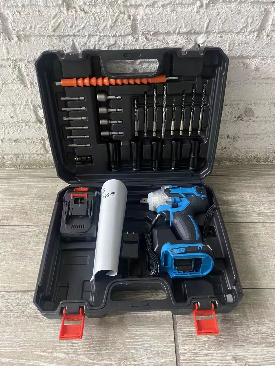 電動 インパクトレンチ セ ット1台4役 タイヤ交換マキタ makita 18V バッテリー併用 電動ドリルドライバー 充電式ブラシレスモーターを搭載 電動工具セット21V バッテリー LED電池残量表示 多数保護機能搭載 PSE認証済み 充電器付き