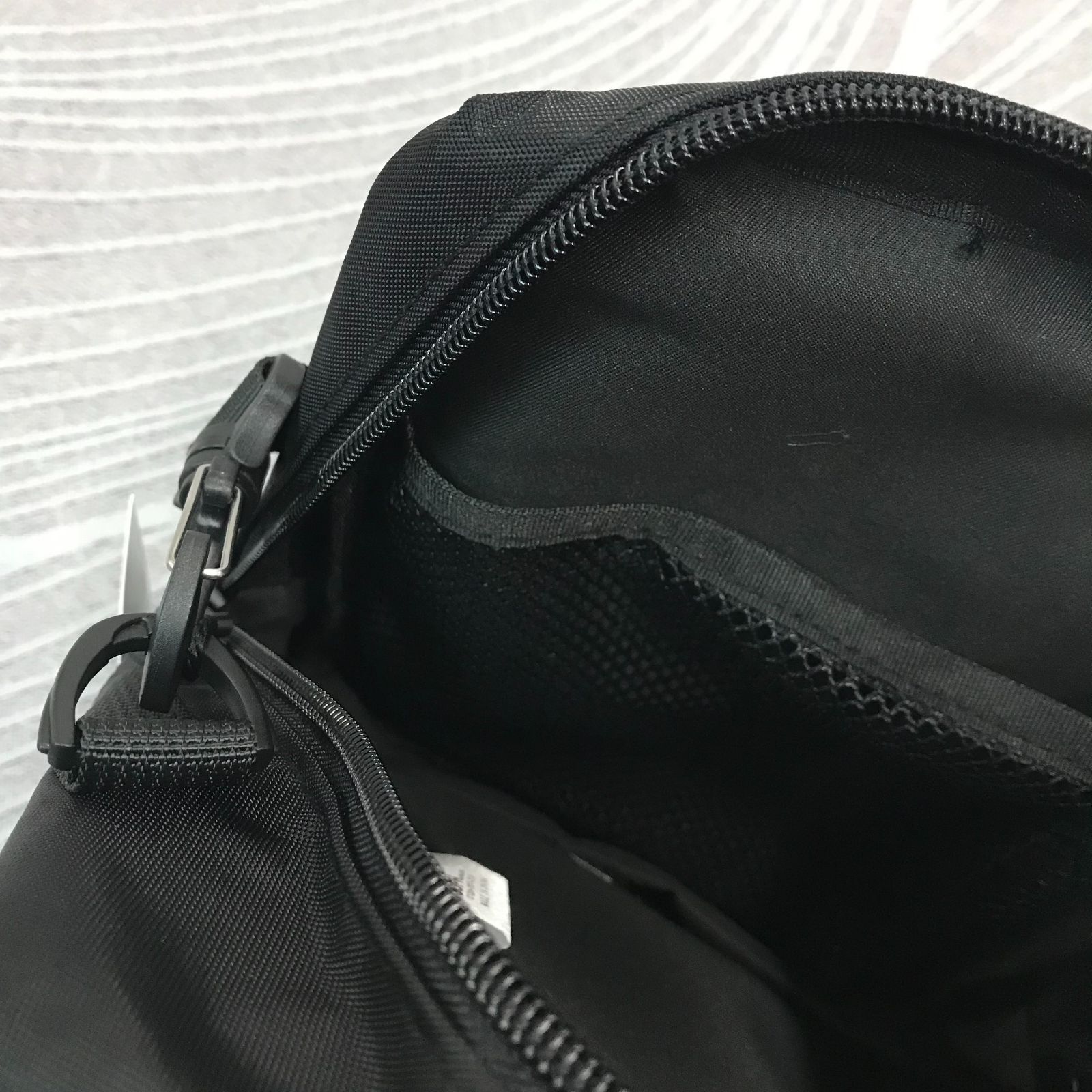 FCRB Bristol SS24 TOUR MINI SHOULDER BAG - メルカリ FCRB Bristol SS24 TOUR MINI SHOULDER BAG - メルカリ