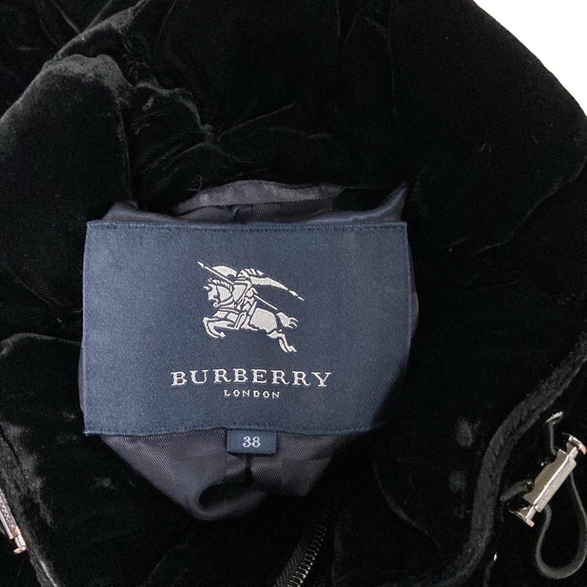Burberry LONDON(バーバリーロンドン) ダウンコート サイズ38 L